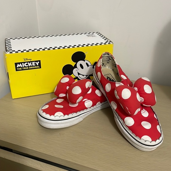 Vans Shoes - Disney Minnie’s Vans